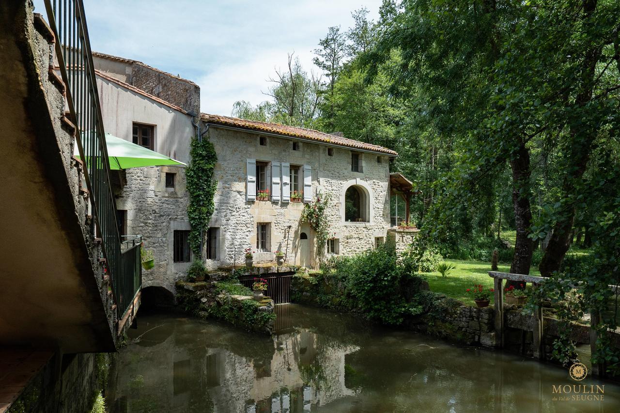 Готель Moulin Du Val De Seugne Mosnac  Екстер'єр фото